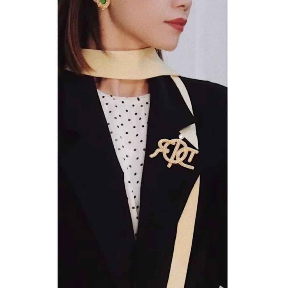 Designer Inspired Gold Tone Word Brooch Pin - Picture 6 of 10